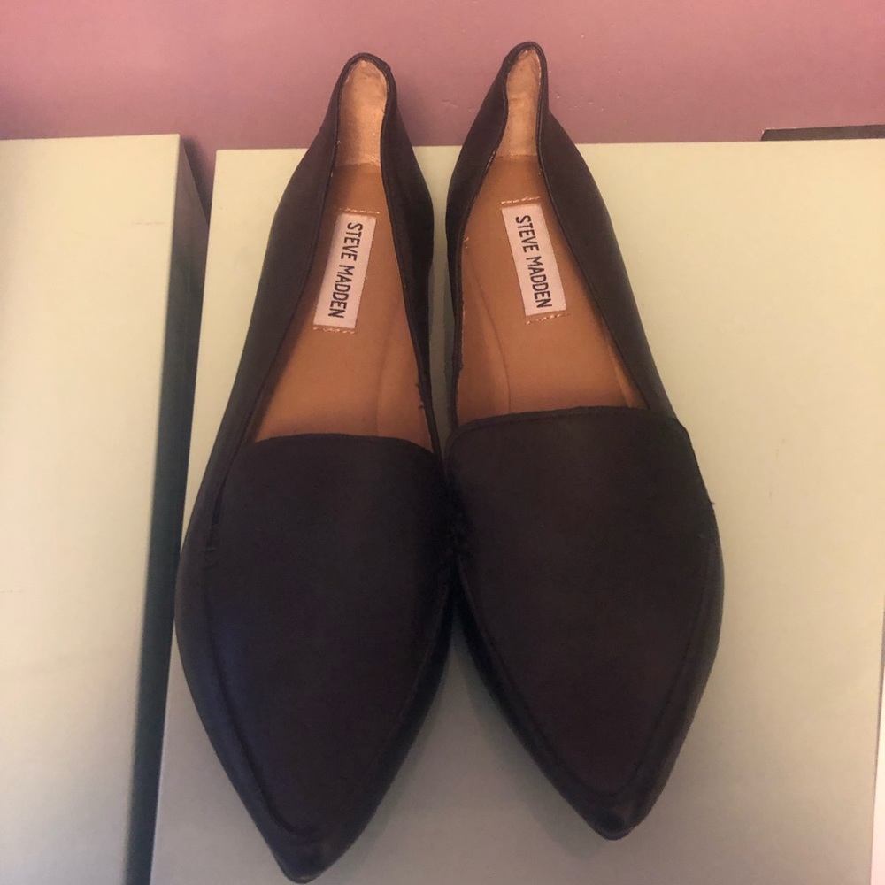 Black Steve Madden flat loafers